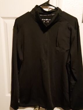 Eddie Bauer Black Long-Sleeve Men's Performance Shirt with Chest Pocket